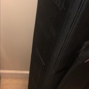 Sturdy Gator XL 88 keys case with wheels